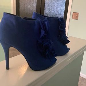 Pair of knockout blue shoes. Get ready for compliments after compliments